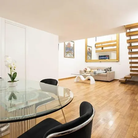 Unforgettable Split Level Jacuzzi Navona - Collection