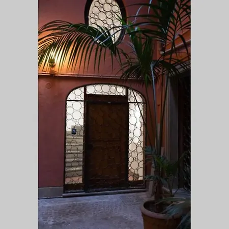 Unforgettable Split Level Jacuzzi Navona - Collection Apartment