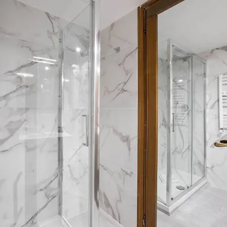 Unforgettable Split Level Jacuzzi Navona - Collection Roma